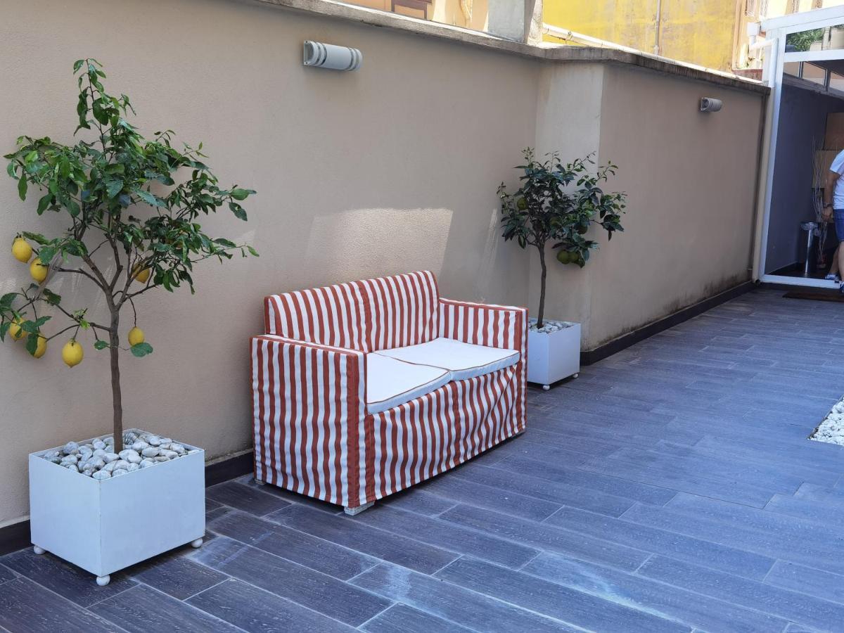 Couette-café Regina Margherita 2*
