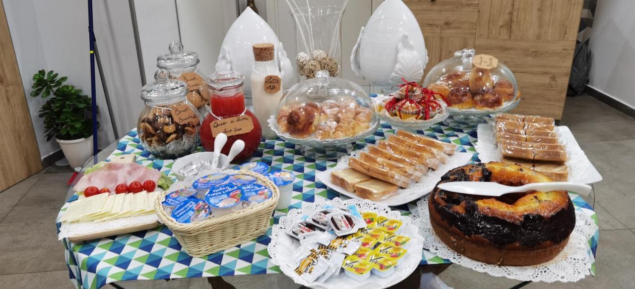 Regina Margherita Couette-café 2*